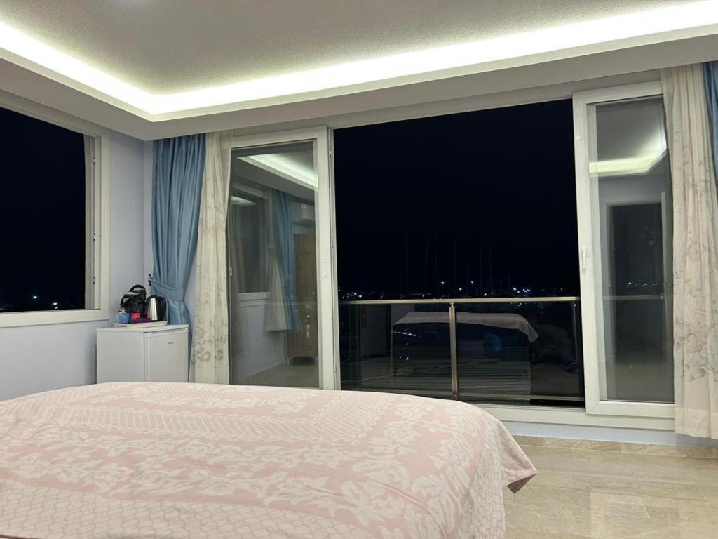 Mert Homes マルマリス エクステリア 写真
